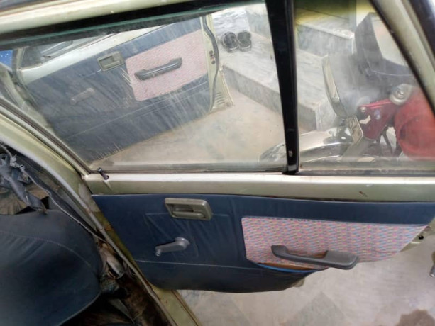 suzuki-mehran-2000-model-big-7