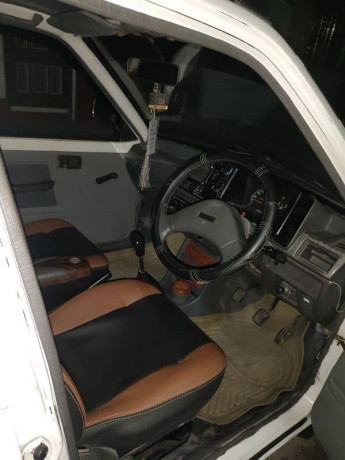 suzuki-mehran-vxr-2010-big-10