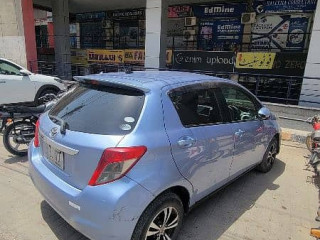 toyota-vitz-2011