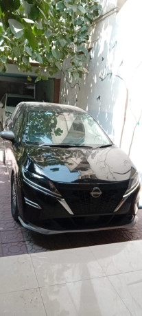 nissan-note-e13-big-1