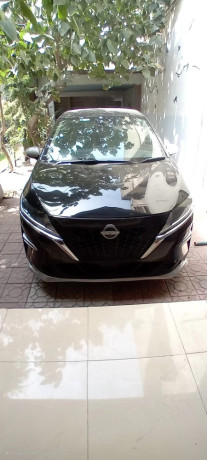 nissan-note-e13-big-0