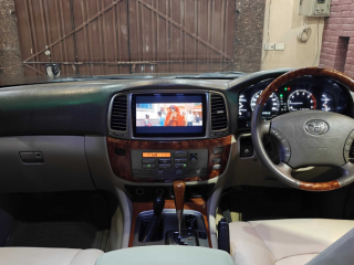 toyota-land-cruiser-cygnus
