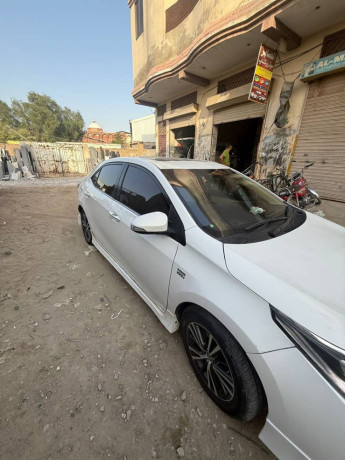toyota-corolla-altis-grande-18-2020-fresh-condition-big-5