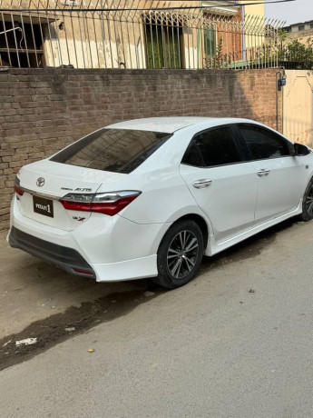 toyota-corolla-altis-grande-18-2020-fresh-condition-big-2