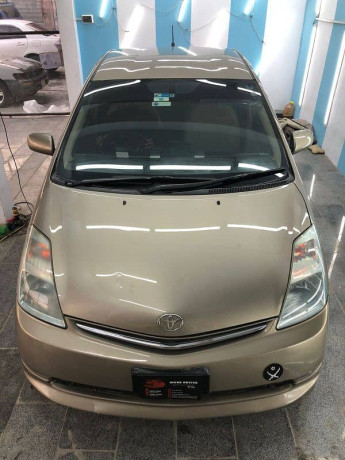 toyota-prius-2004-big-0