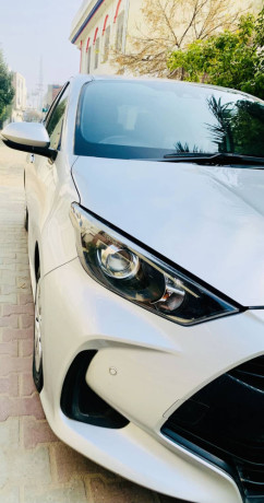 toyota-yaris-hatchback-big-3