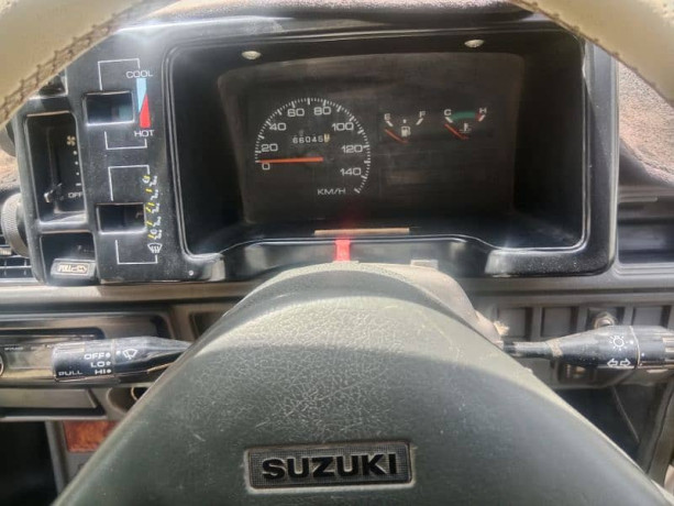 suzuki-mehran-vxr-2018-big-7
