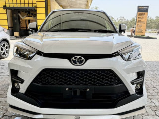 toyota-raize-z