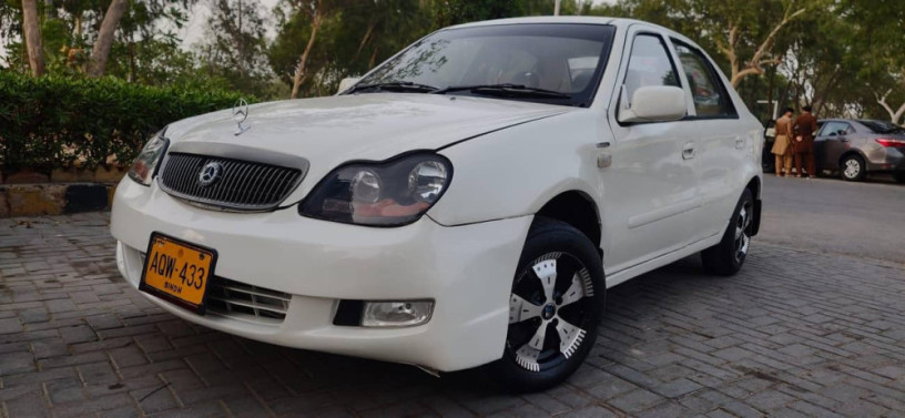 mercedez-benz-a-class-geely-big-2