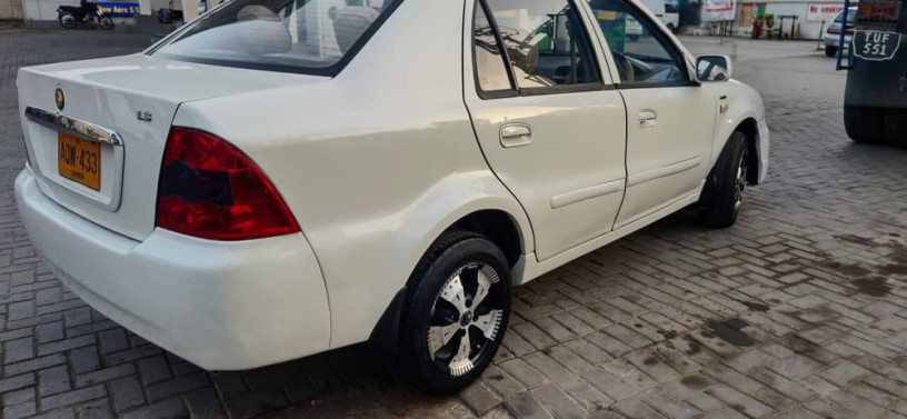 mercedez-benz-a-class-geely-big-7