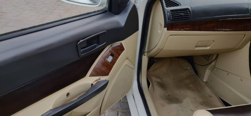 mercedez-benz-a-class-geely-big-10