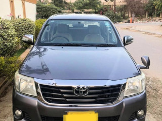 toyota-hilux-vigo-2015