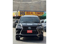 lexus-lx-series-2021-small-0