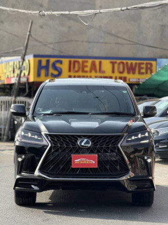 lexus-lx-series-2021-big-0