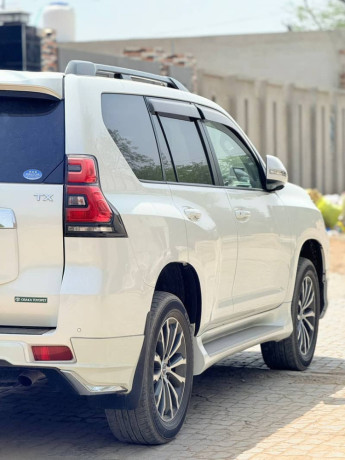 toyota-prado-tx-l-package-27-2019-big-10