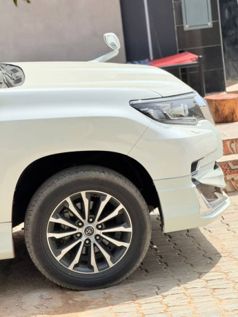 toyota-prado-tx-l-package-27-2019-big-1
