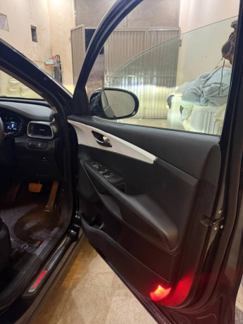 kia-sorento-24-fwd-2021-big-11
