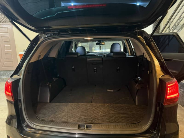 kia-sorento-24-fwd-2021-big-10