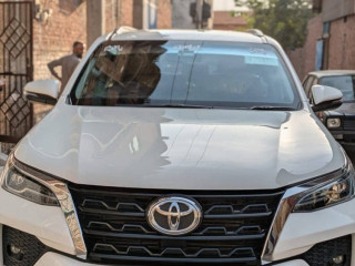 toyota-fortuner-sigma-2020-28-diesel-mint-condition