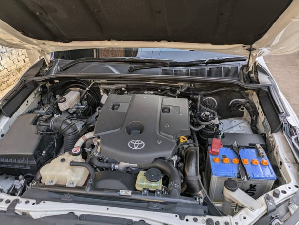 toyota-fortuner-sigma-2020-28-diesel-mint-condition-big-5