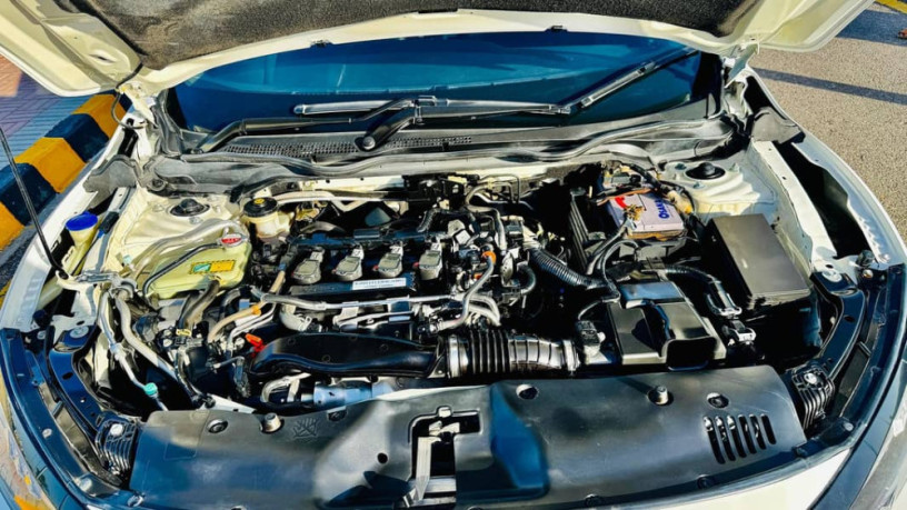 honda-civic-15-rs-turbo-2020-big-9