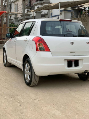 suzuki-swift-2018-automatic-big-7