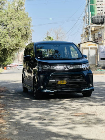 daihatsu-move-custom-saiii-big-9