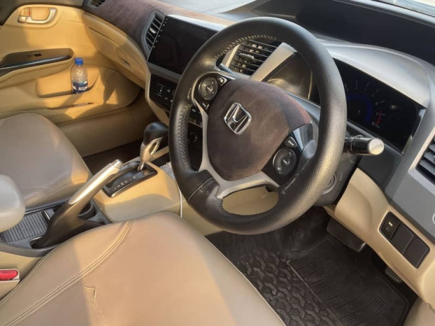 civic-2013-ug-full-option-big-2