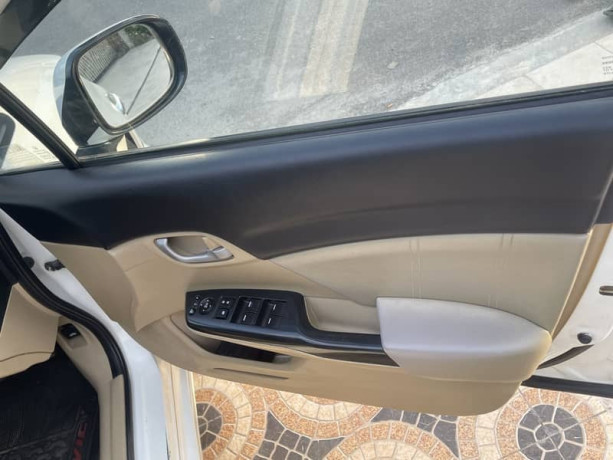 civic-2013-ug-full-option-big-13