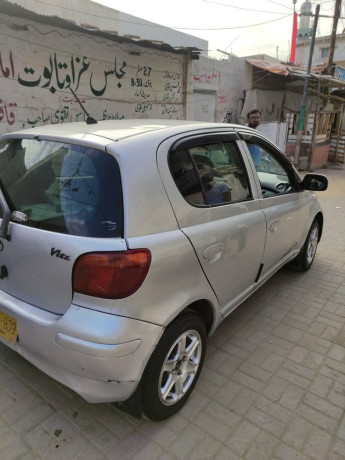 vitz-200307-big-0