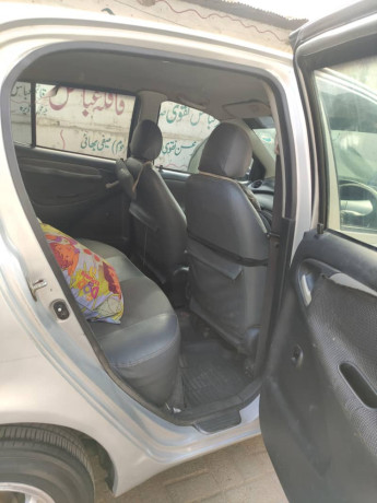 vitz-200307-big-6