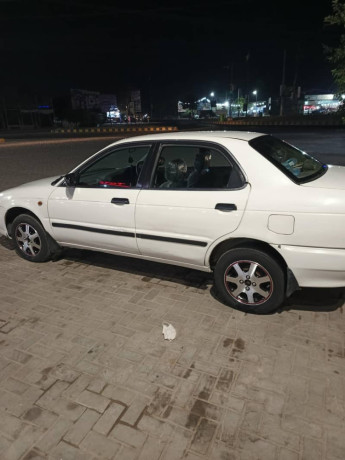 suzuki-baleno-2005-model-big-5