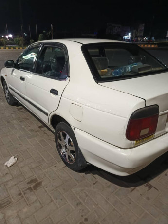 suzuki-baleno-2005-model-big-2