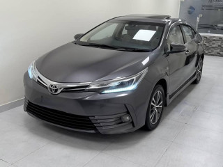 toyota-corolla-altis-grande-cvt-18-model-2019