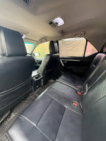toyota-fortuner-g-2022-big-4