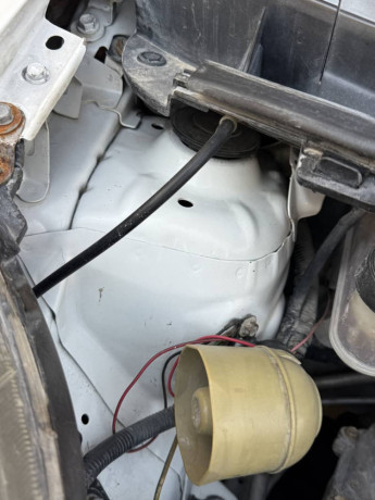 vitz-2010-model-islambad-auction-full-shower-for-fresh-look-big-2