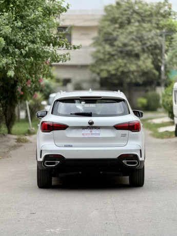 mg-hs-phev-zero-meter-big-3