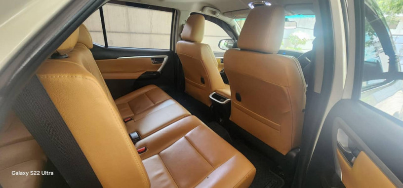 fortuner-september-2019-no-paint-denting-work-big-2