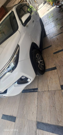 fortuner-september-2019-no-paint-denting-work-big-6