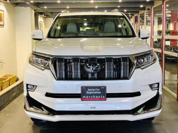 toyota-prado-2021-big-0