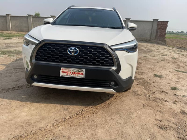 toyota-corolla-cross-2024-model-big-2