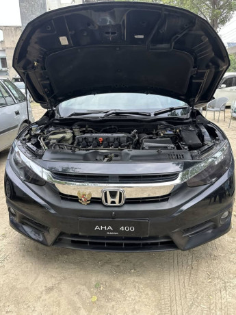 civic-oriel-18-big-10
