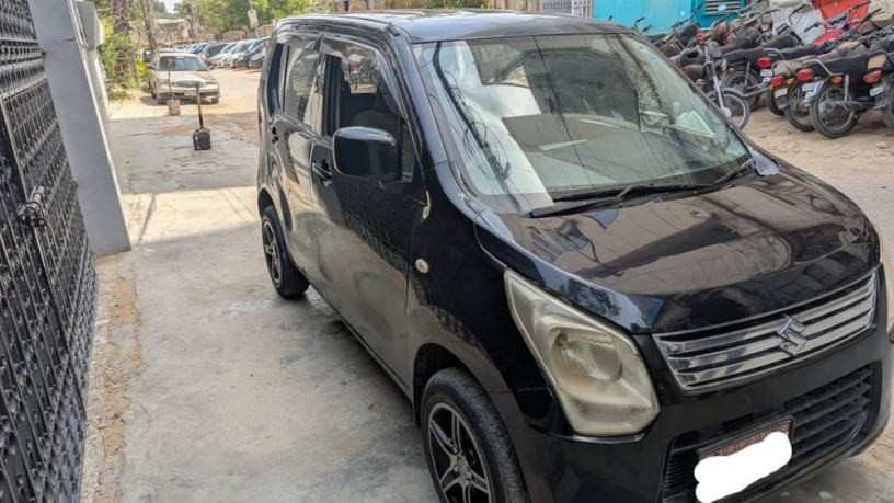 suzuki-wagon-r-2014-big-7