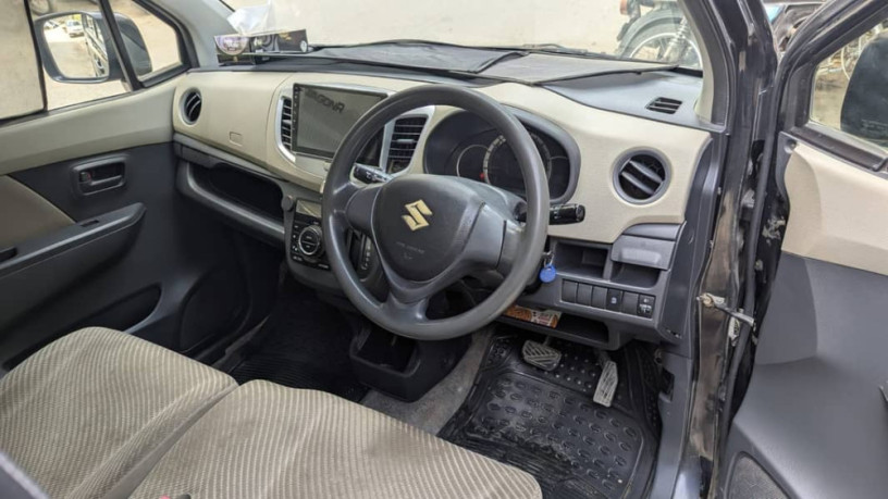suzuki-wagon-r-2014-big-8