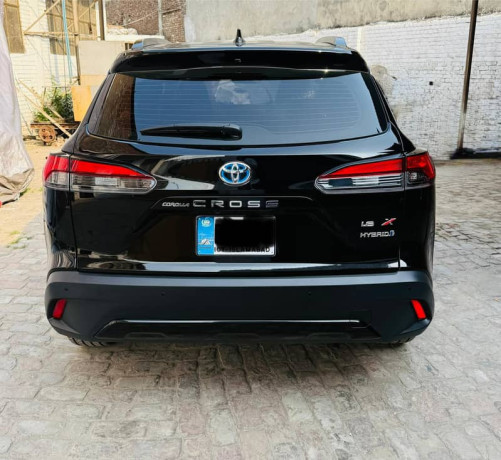 toyota-corolla-cross-18-hev-x-2024-big-1