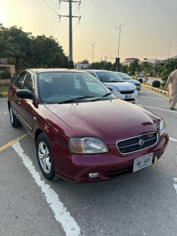 suzuki-baleno-2004-big-2