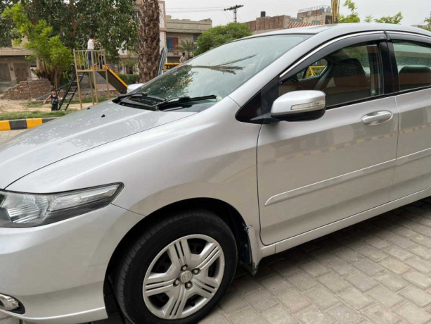 honda-city-13-i-vtec-big-17