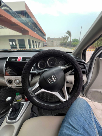 honda-city-13-i-vtec-big-6