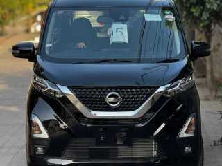 nissan-dayz-highway-star-x