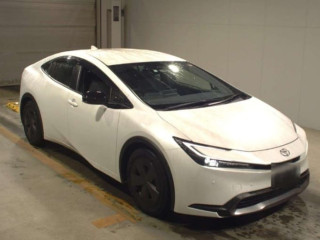 toyota-prius-18-u-hybrid-2023